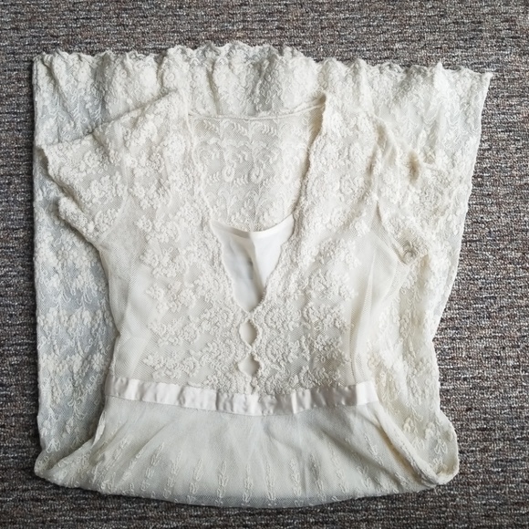 Urban Outfitters Dresses & Skirts - Urban Outfitters Thistlepearl Cream Lace dress